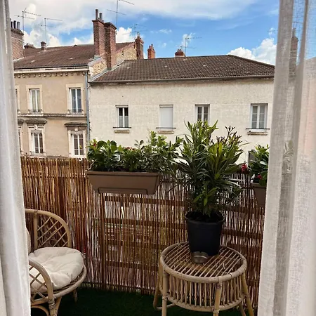 Avec Balcon Proche Gare